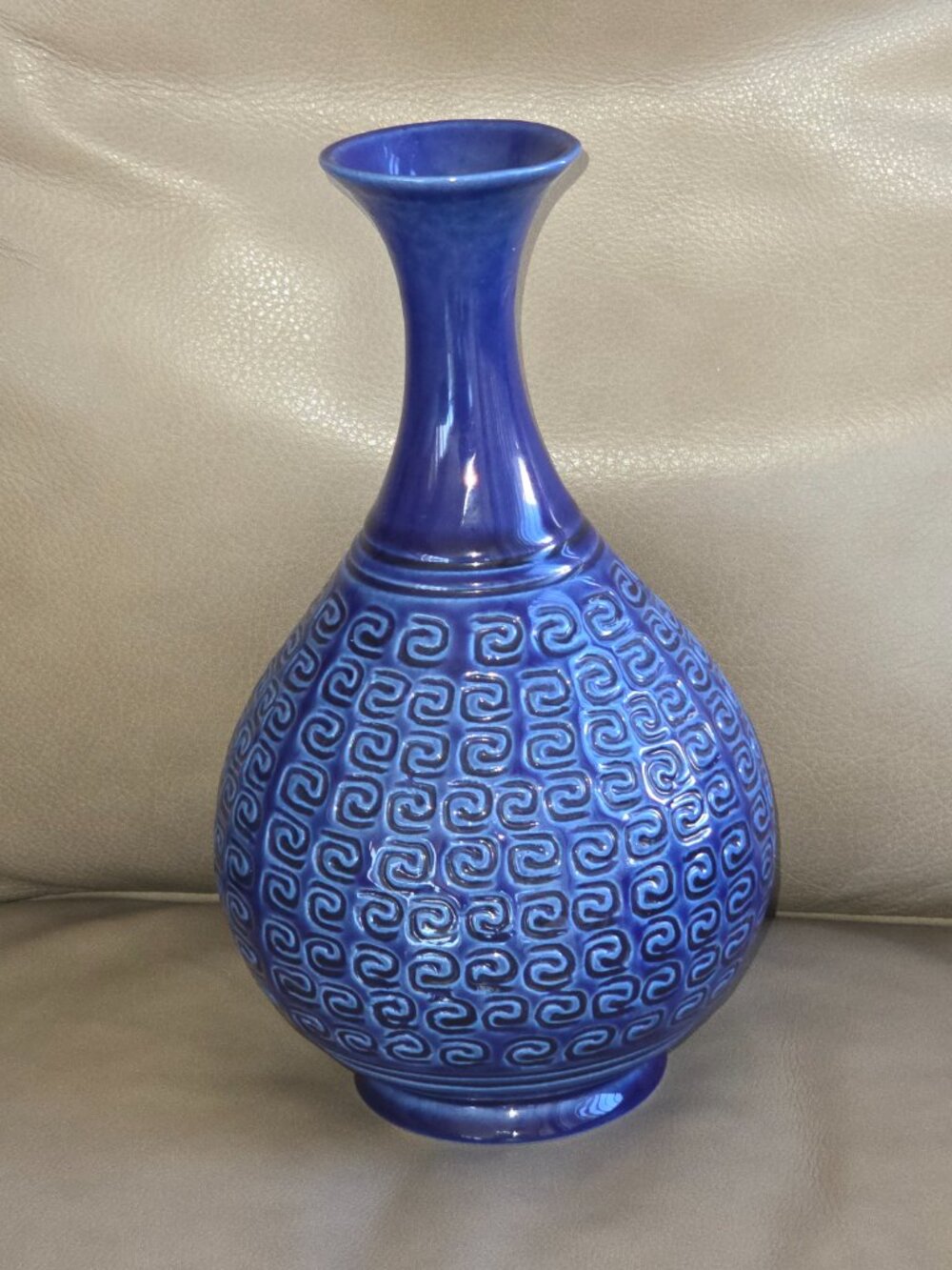 Vintage Hyalyn Pottery Cobalt Blue Vase 575 MCM USA Flawless